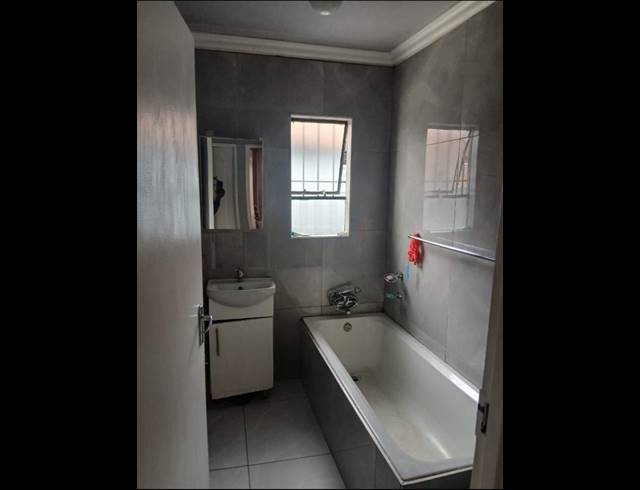 3 BEDROOM HOUSE FOR SALE IN BIRCH ACRES